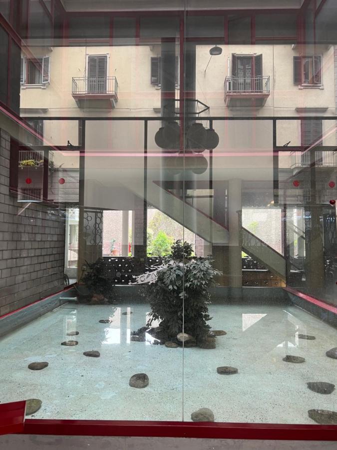 Splendido Appartamento Vicino Alla Metro Turín Exterior foto